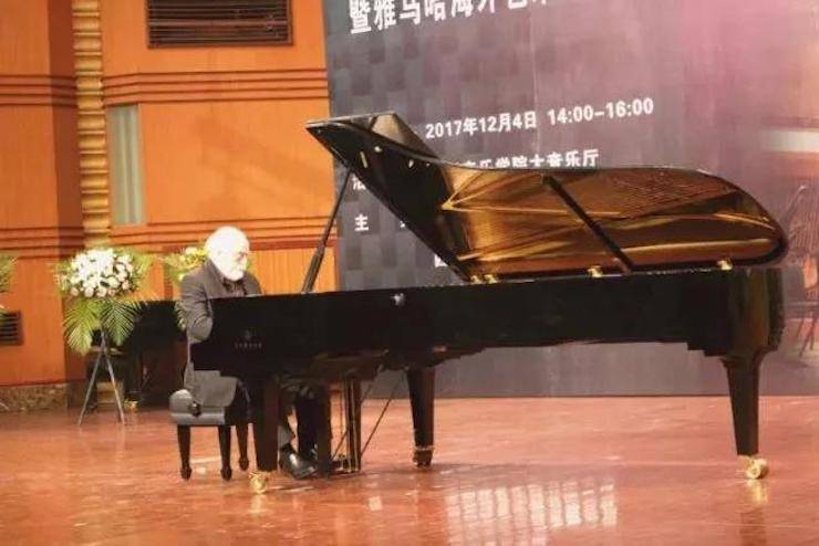 【回顾】2017环球360亚洲音乐奖学金-四川音乐学院颁奖仪式暨环球360海外艺术家彼得·多纳赫钢琴独奏音乐会圆满结束！
