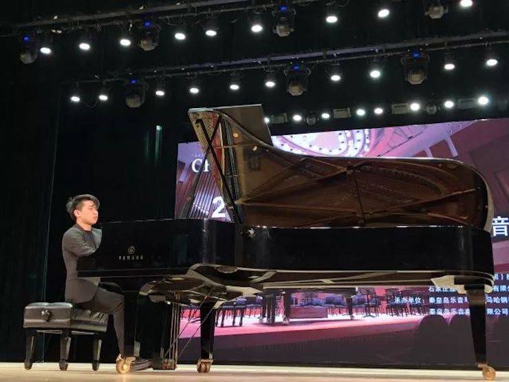 【报道】环球360艺术家鲍释贤钢琴独奏音乐会及大师班于河北秦皇岛成功举办