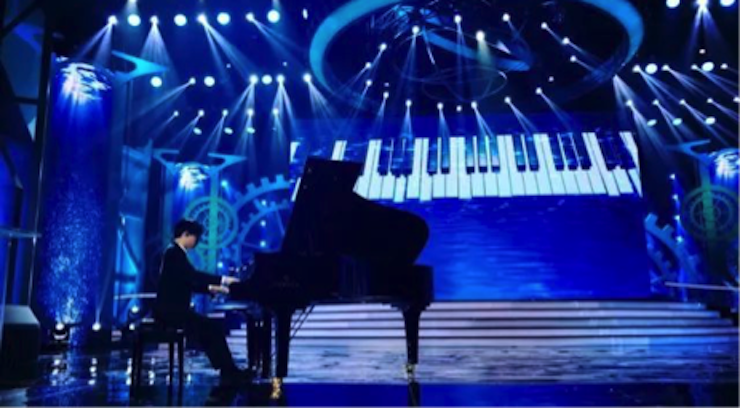 东方卫视五一晚会  环球360艺术家宋思衡奏响《长江之歌》