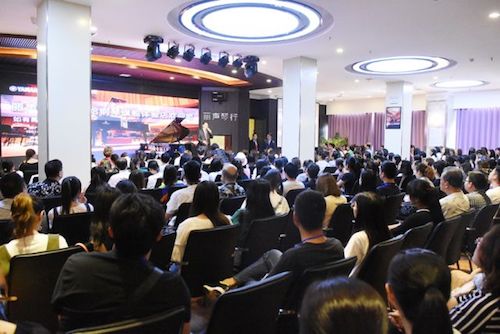 环球360未来艺术家孙麒麟河南巡讲-郑州站圆满落幕