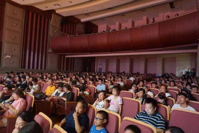 2018年环球360亚洲音乐奖学金江西师范大学音乐学院颁奖仪式</br> 暨环球360海外艺术家爱德华·昆斯钢琴独奏音乐会圆满结束