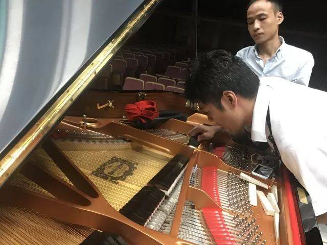 2018年环球360亚洲音乐奖学金江西师范大学音乐学院颁奖仪式</br> 暨环球360海外艺术家爱德华·昆斯钢琴独奏音乐会圆满结束