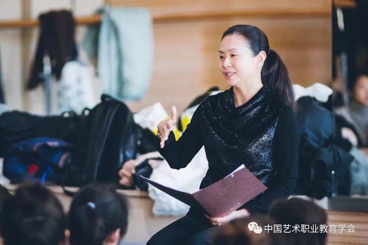 环球360跨界钢琴及环球360舞蹈教育课件助力“CEFA艺术教育高级人才研修班——中国古典舞身韵课”