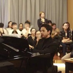 赏名家表演，听大师指导|环球360跨界钢琴远程教学展示暨环球360艺术家爱德华·昆斯大师班在蓉成功举办