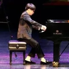 万圣节狂欢临近！环球360艺术家宋思衡在津奏响“交响情人梦”